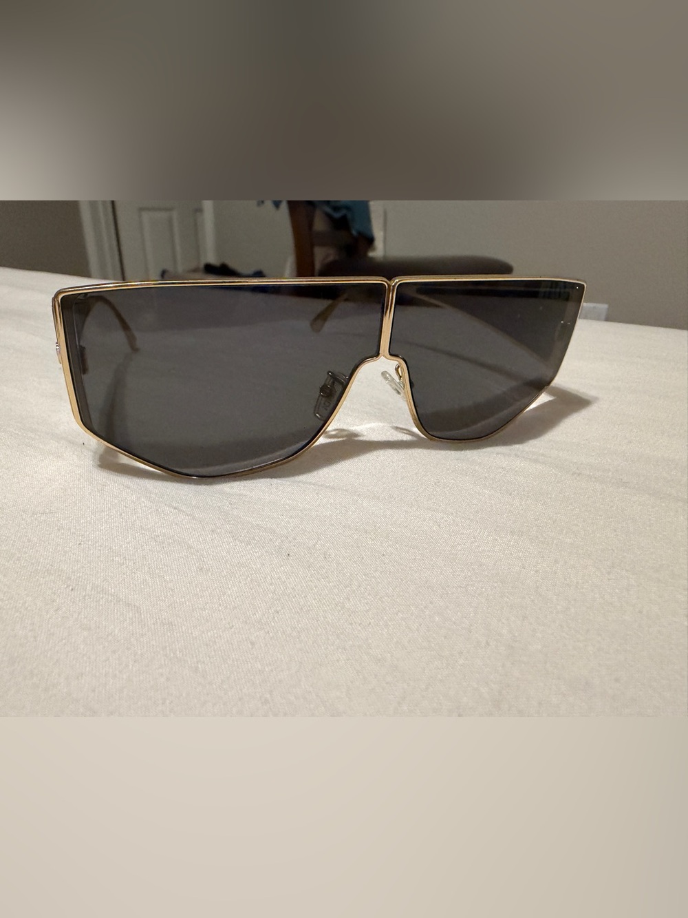 Authentic Fendi Fendigraphy Shield Sunglasses